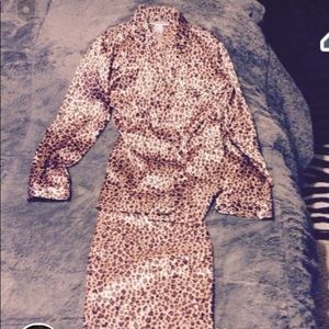 Sleep ware top and bottom